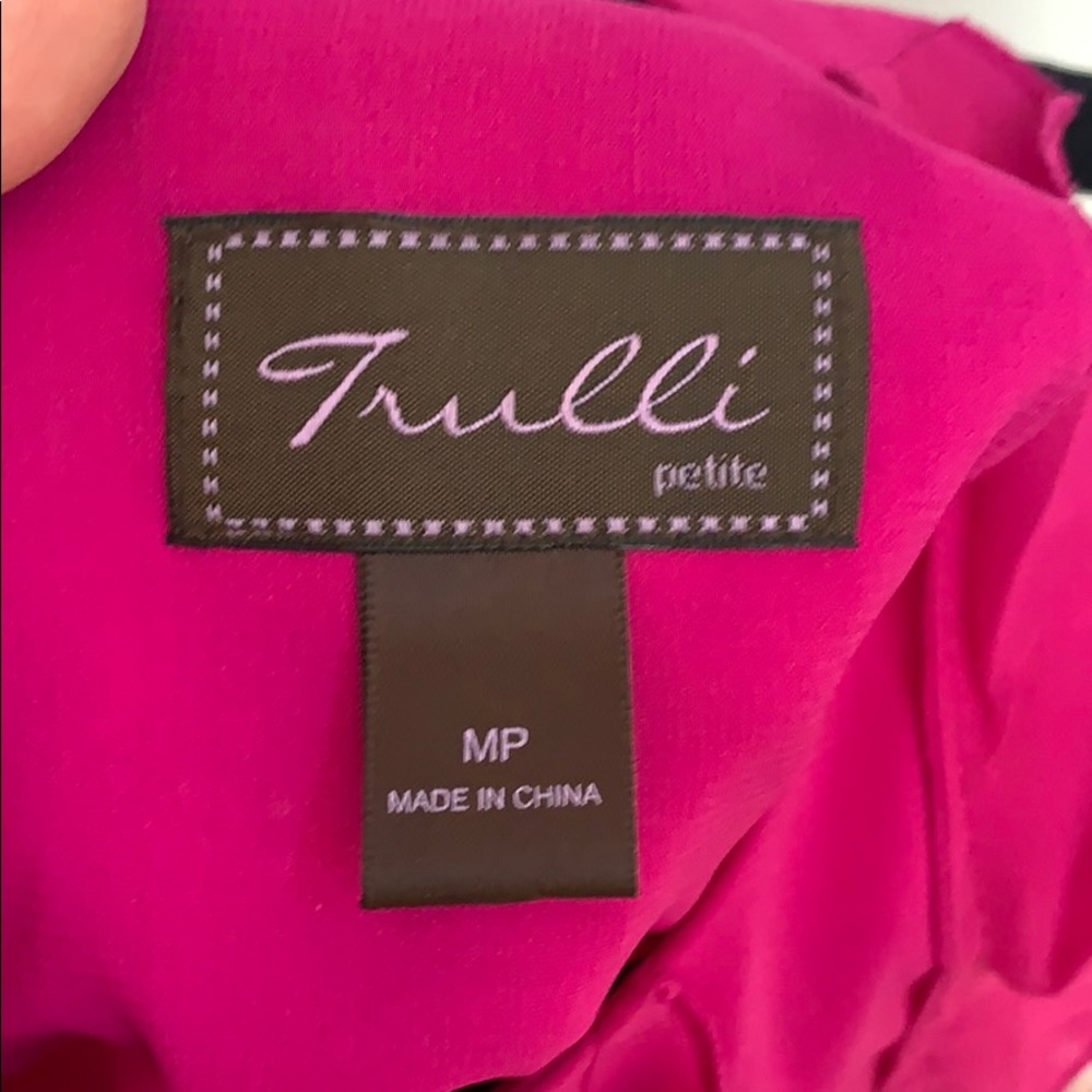 Hot Pink Ruffled Tank/Blouse - Picture 4 of 5